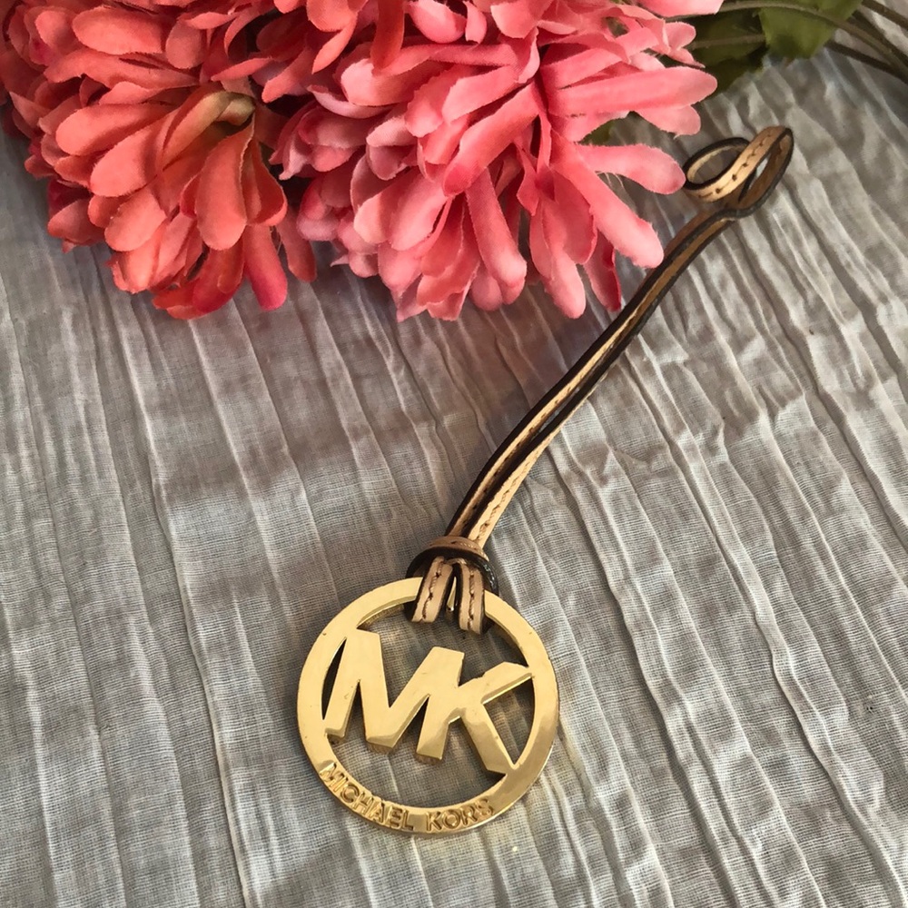 MICHAEL KORS genuine gold logo bag charm with tan leather strap 7"